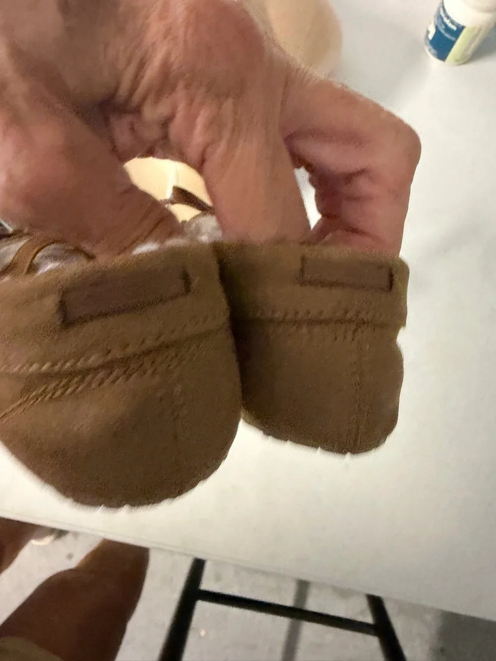 Cat and Jack size 7 Kids Brown Faux-Suede Moccasin - Cozy Lined nwt